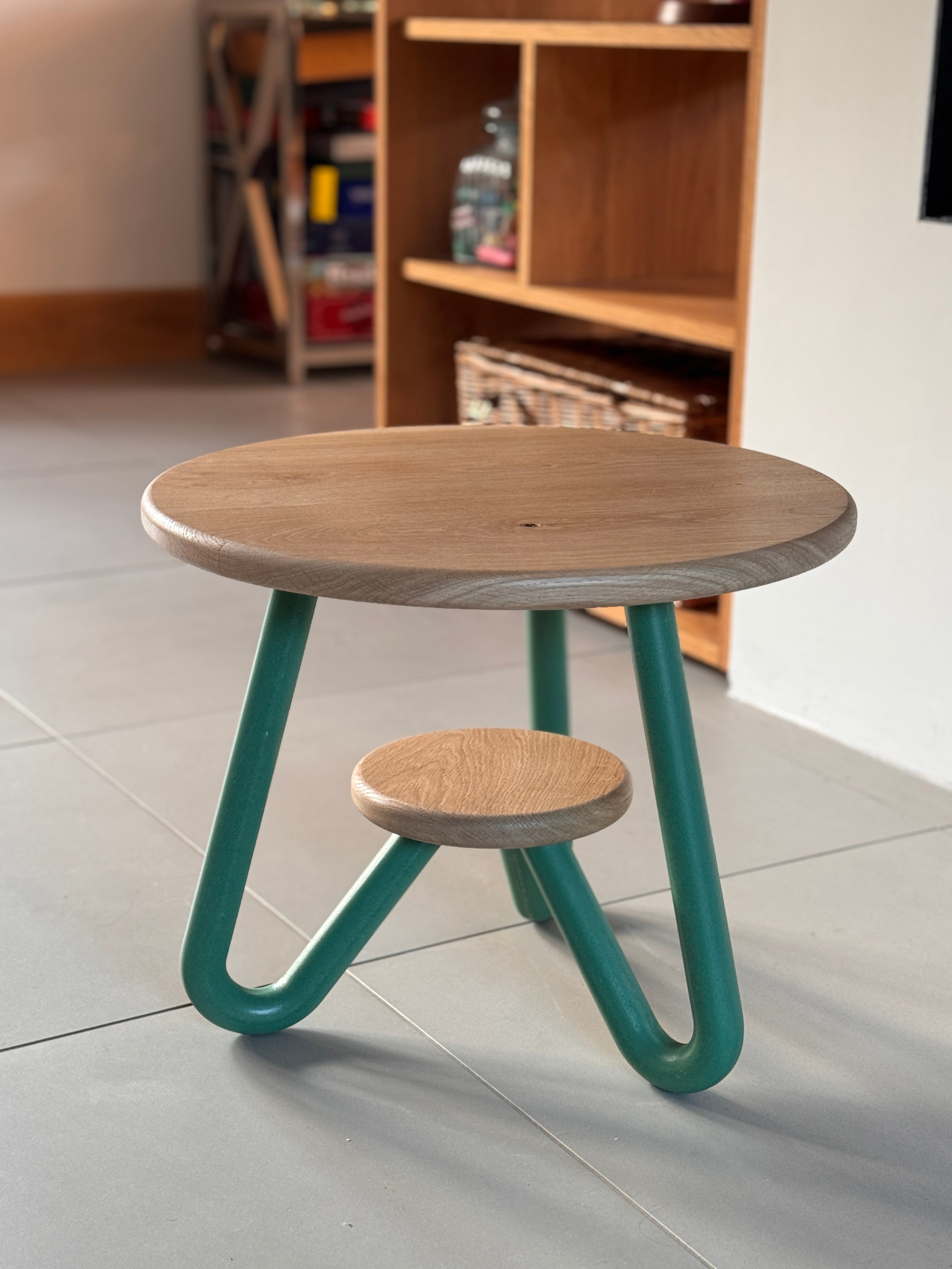 Oak Clover side table